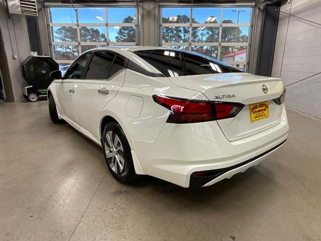 used 2019 Nissan Altima car, priced at $17,995