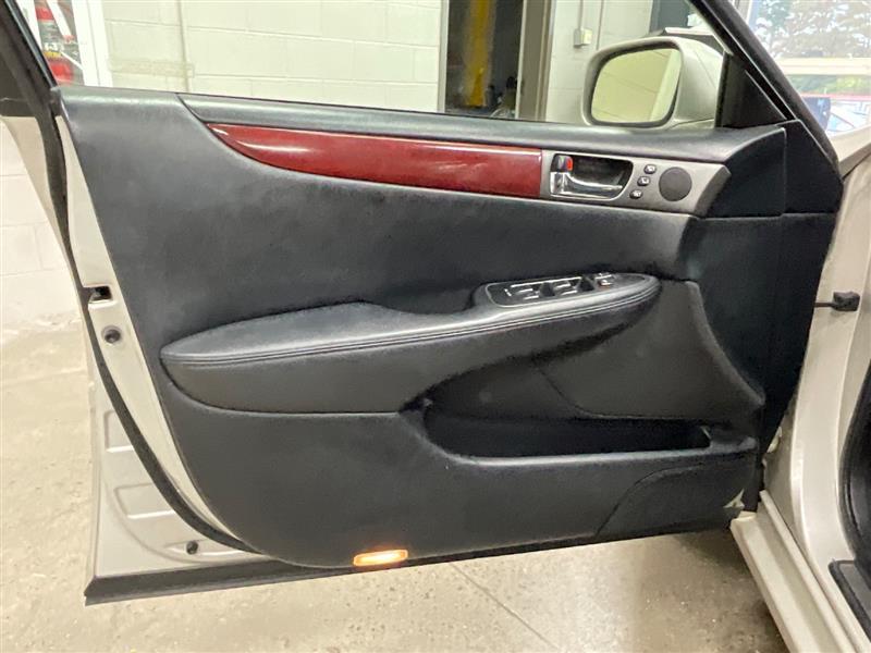 used 2002 Lexus ES 300 car, priced at $5,850