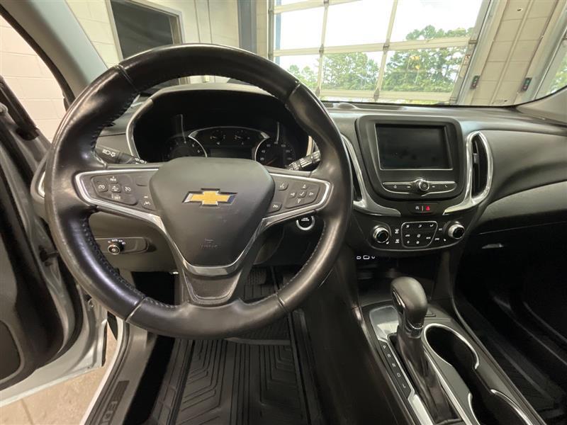 used 2022 Chevrolet Equinox car, priced at $10,850