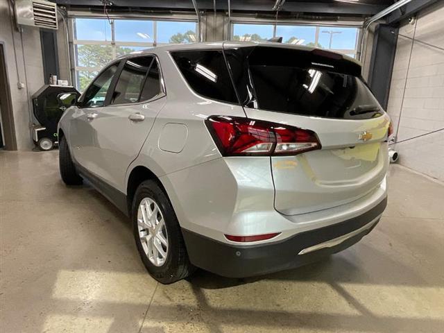 used 2022 Chevrolet Equinox car, priced at $10,995