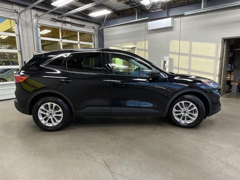 used 2022 Ford Escape car, priced at $12,995