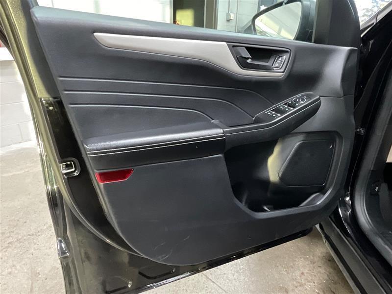 used 2022 Ford Escape car, priced at $12,995