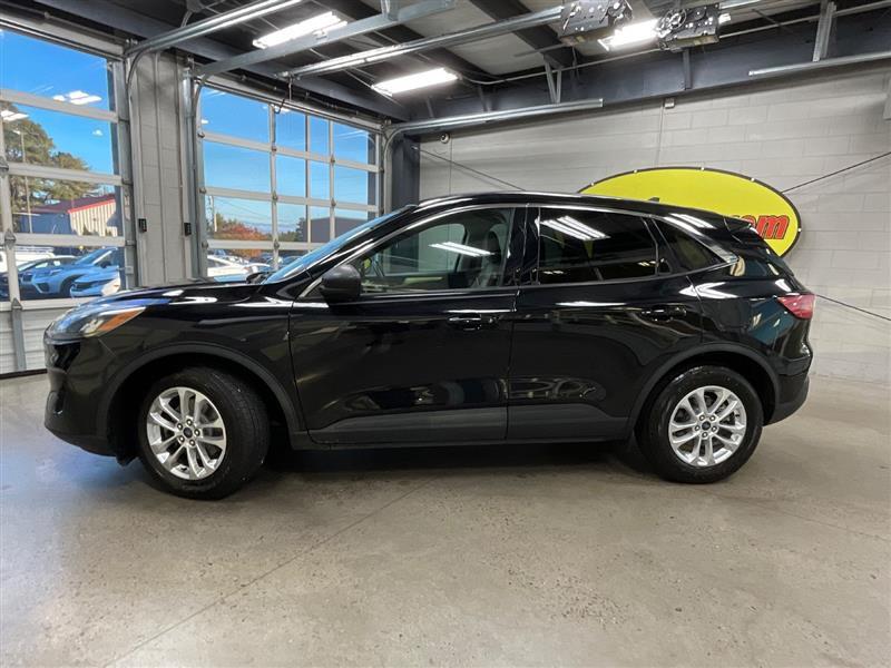used 2022 Ford Escape car, priced at $12,995