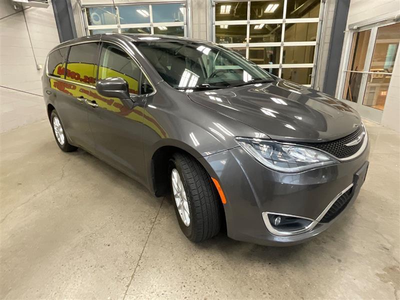 used 2020 Chrysler Pacifica car, priced at $16,995