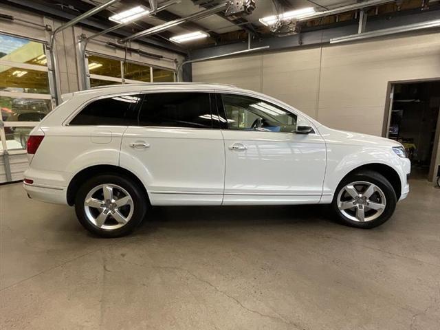 used 2014 Audi Q7 car, priced at $12,995