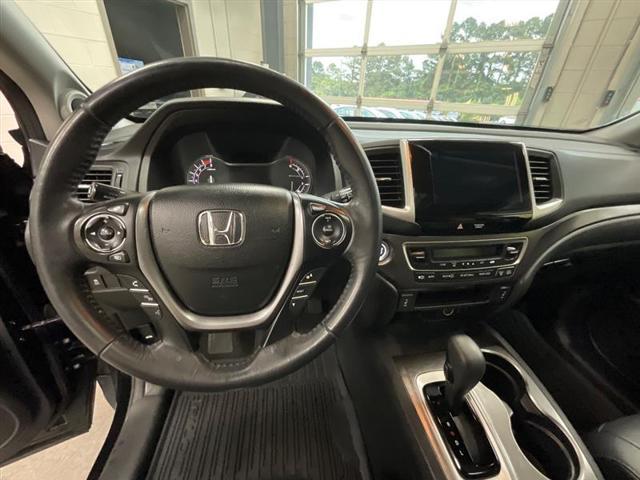 used 2017 Honda Pilot car, priced at $15,880
