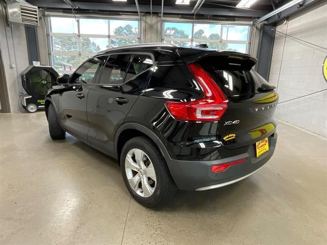 used 2020 Volvo XC40 car, priced at $19,495