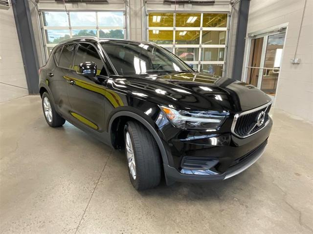 used 2020 Volvo XC40 car, priced at $19,495