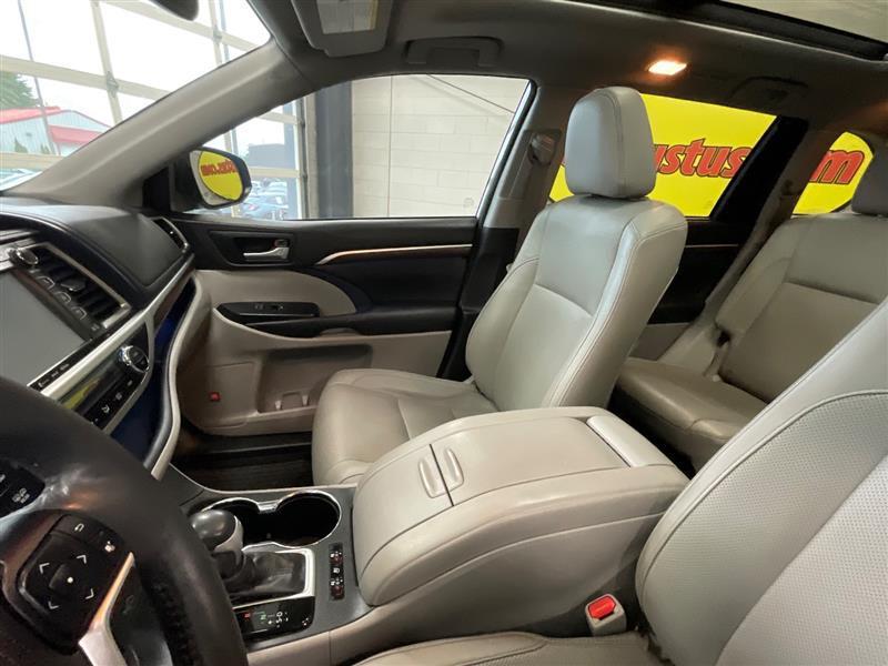 used 2016 Toyota Highlander car, priced at $18,995