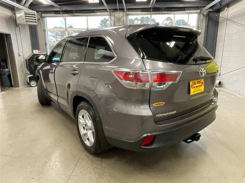used 2016 Toyota Highlander car, priced at $18,995