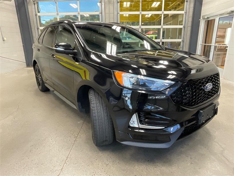 used 2020 Ford Edge car, priced at $17,988