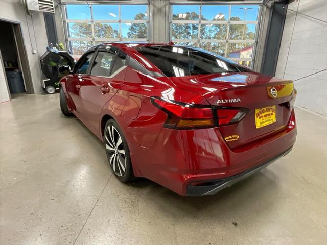 used 2019 Nissan Altima car, priced at $13,995