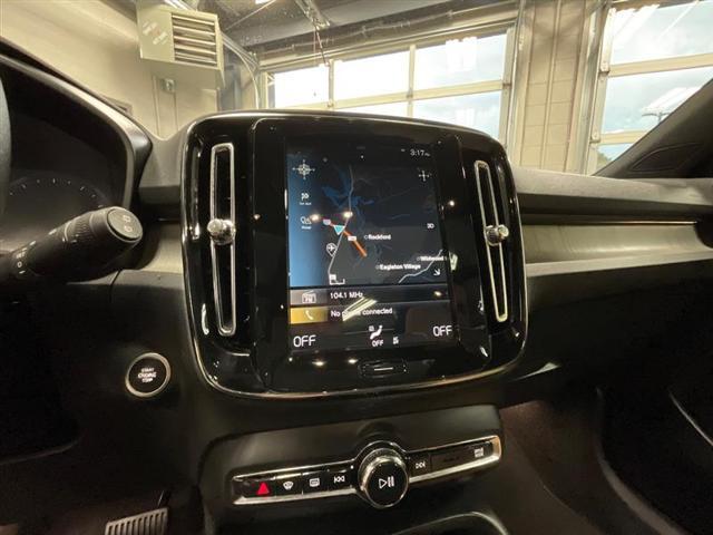 used 2021 Volvo XC40 car, priced at $19,995