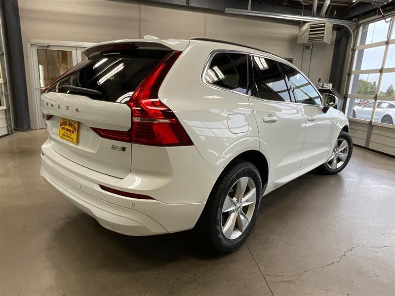 used 2022 Volvo XC60 car, priced at $23,850