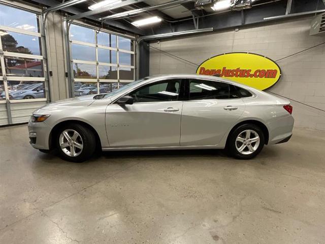 used 2022 Chevrolet Malibu car, priced at $17,995