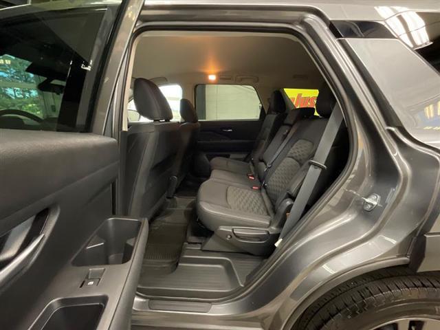 used 2022 Nissan Pathfinder car, priced at $23,900