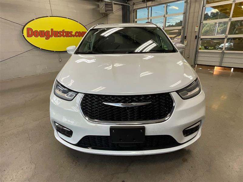 used 2021 Chrysler Pacifica car, priced at $18,850