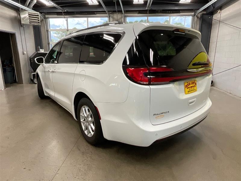 used 2021 Chrysler Pacifica car, priced at $18,850