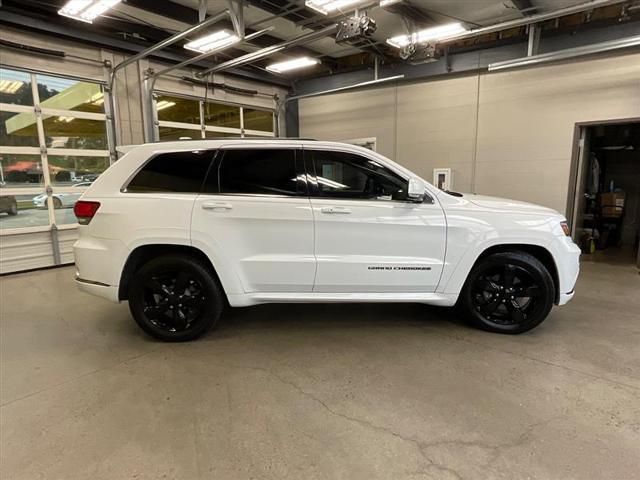 used 2015 Jeep Grand Cherokee car, priced at $16,950