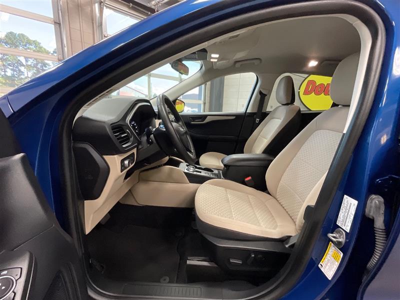 used 2022 Ford Escape car, priced at $15,995