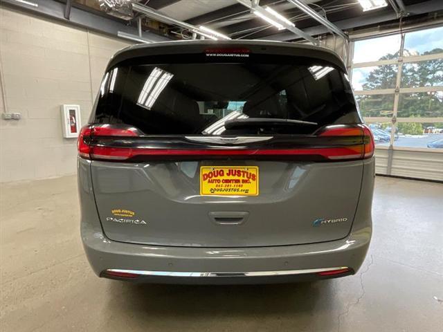 used 2022 Chrysler Pacifica Hybrid car, priced at $21,850