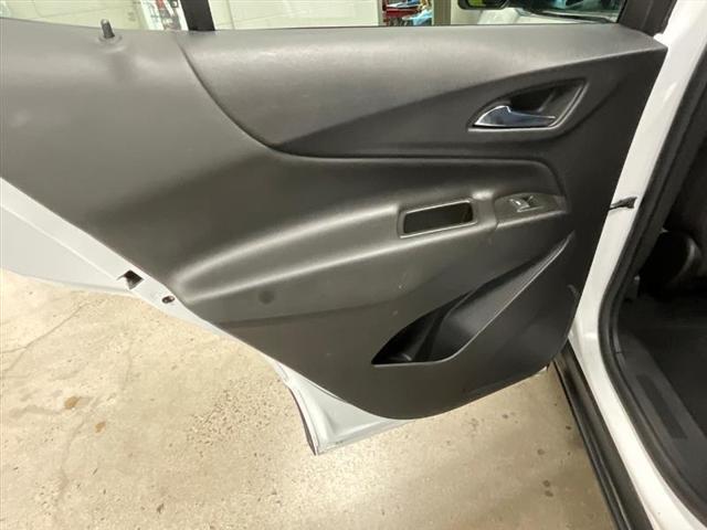 used 2022 Chevrolet Equinox car, priced at $17,995