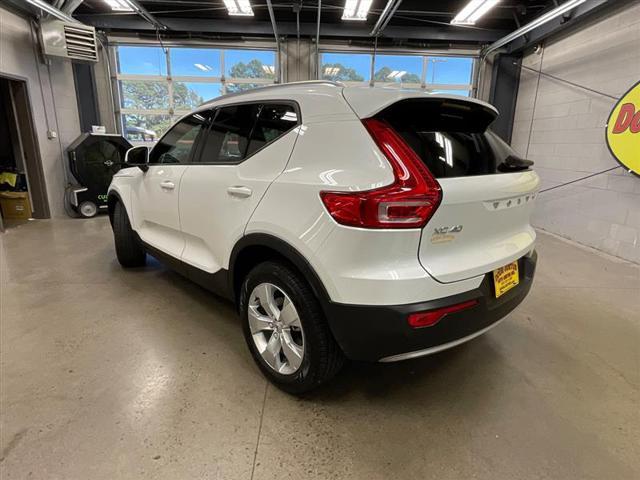 used 2021 Volvo XC40 car, priced at $17,995