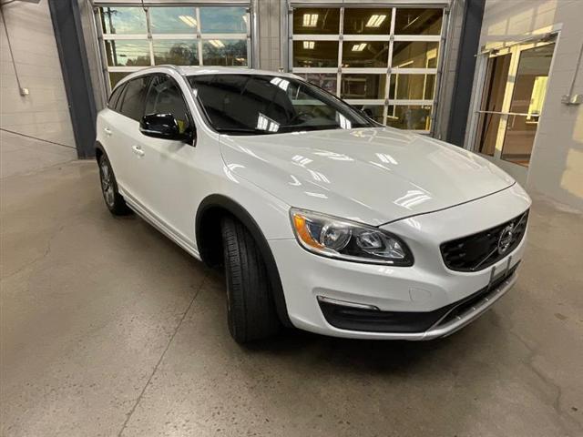 used 2018 Volvo V60 Cross Country car, priced at $9,850