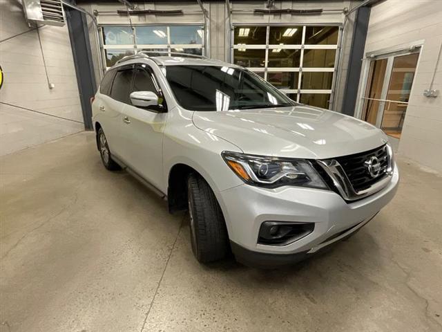 used 2020 Nissan Pathfinder car, priced at $13,995