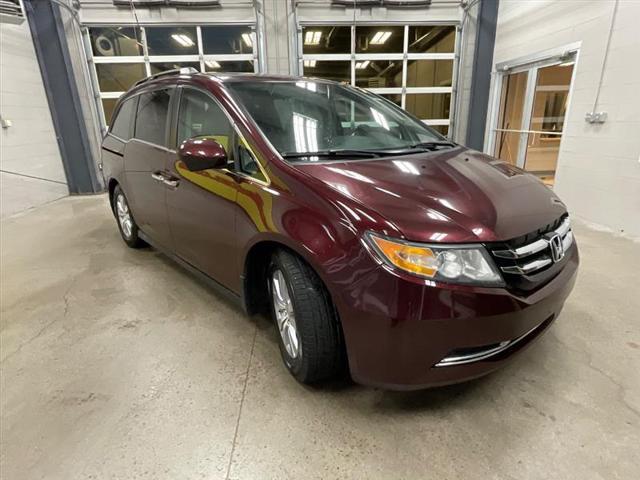 used 2015 Honda Odyssey car, priced at $15,995