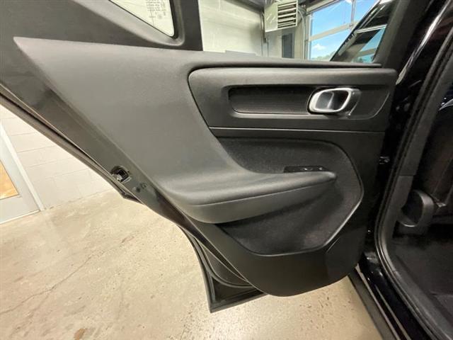 used 2021 Volvo XC40 car, priced at $21,450