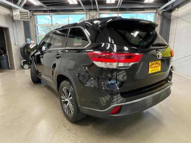 used 2019 Toyota Highlander car, priced at $20,850