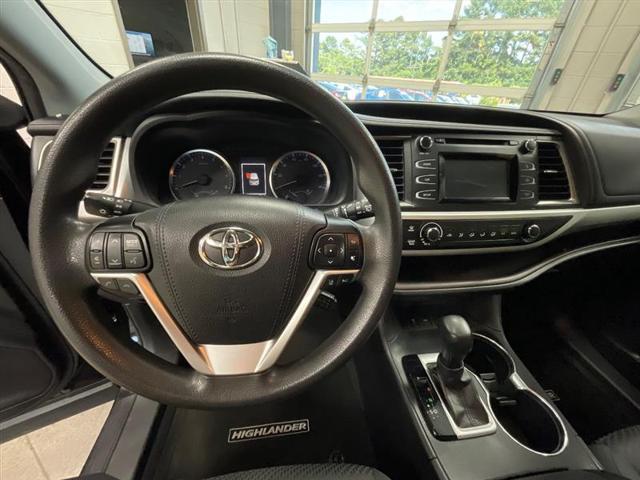 used 2019 Toyota Highlander car, priced at $20,850