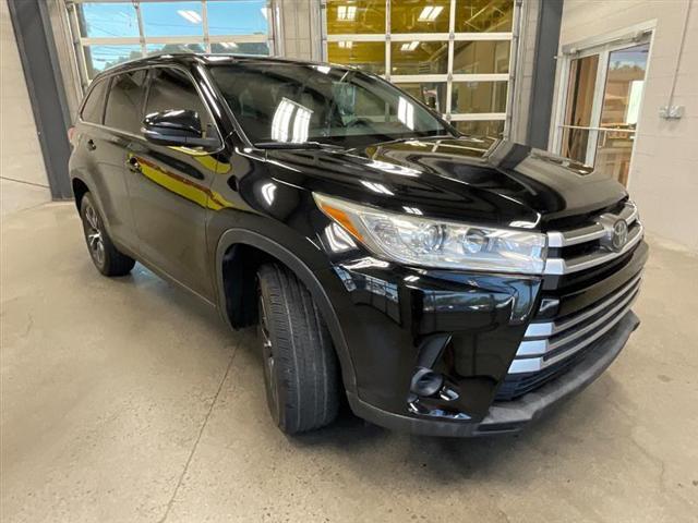 used 2019 Toyota Highlander car, priced at $20,850