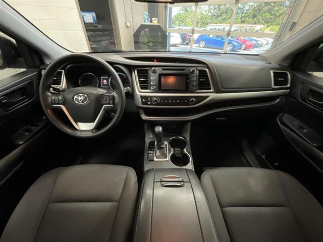 used 2019 Toyota Highlander car, priced at $20,850