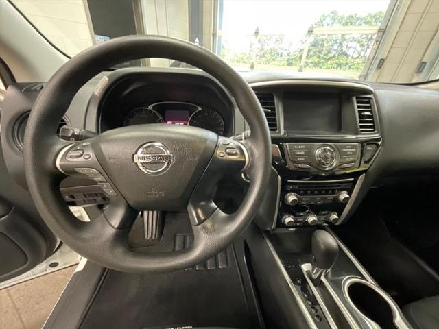 used 2020 Nissan Pathfinder car, priced at $15,850