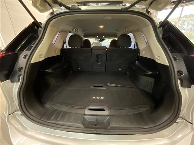 used 2020 Nissan Rogue car, priced at $10,995