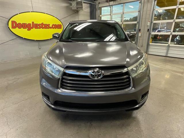 used 2015 Toyota Highlander car, priced at $20,690