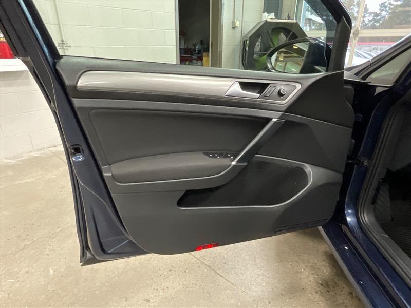 used 2016 Volkswagen Golf SportWagen car, priced at $7,495