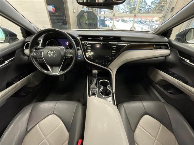 used 2019 Toyota Camry Hybrid car, priced at $18,995