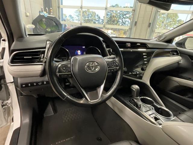 used 2019 Toyota Camry Hybrid car, priced at $18,995