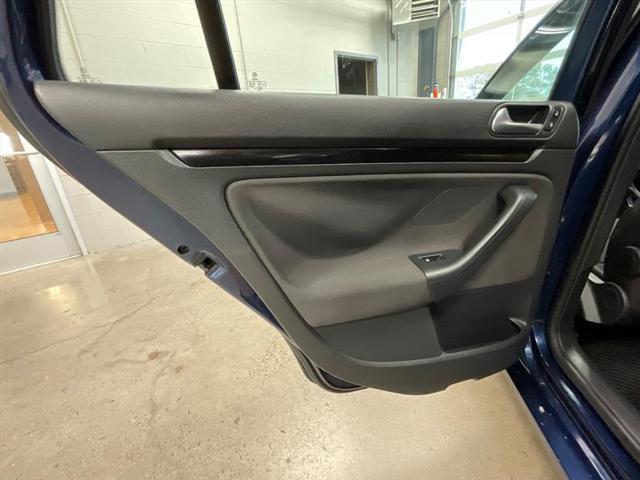 used 2013 Volkswagen Jetta SportWagen car, priced at $8,450