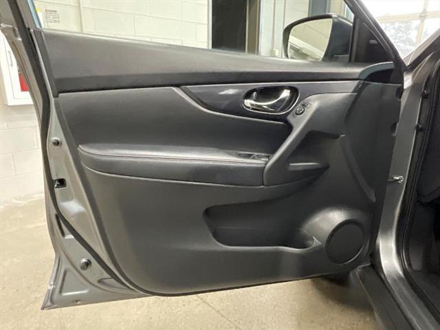 used 2019 Nissan Rogue car, priced at $16,995