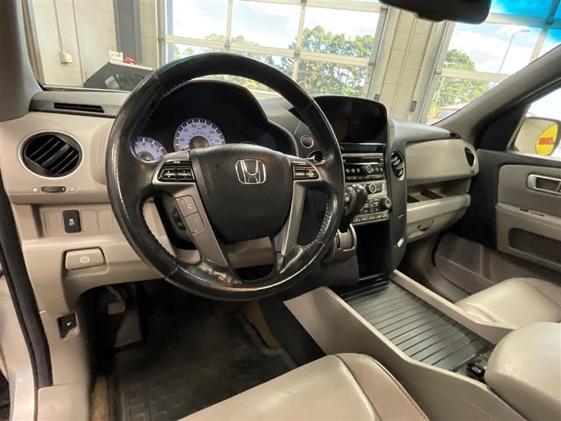 used 2013 Honda Pilot car, priced at $6,450