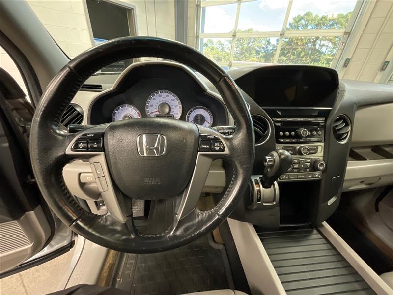 used 2013 Honda Pilot car, priced at $6,450