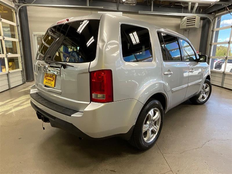 used 2013 Honda Pilot car, priced at $6,450