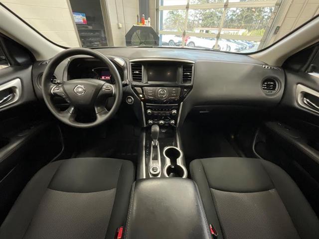 used 2020 Nissan Pathfinder car, priced at $14,995