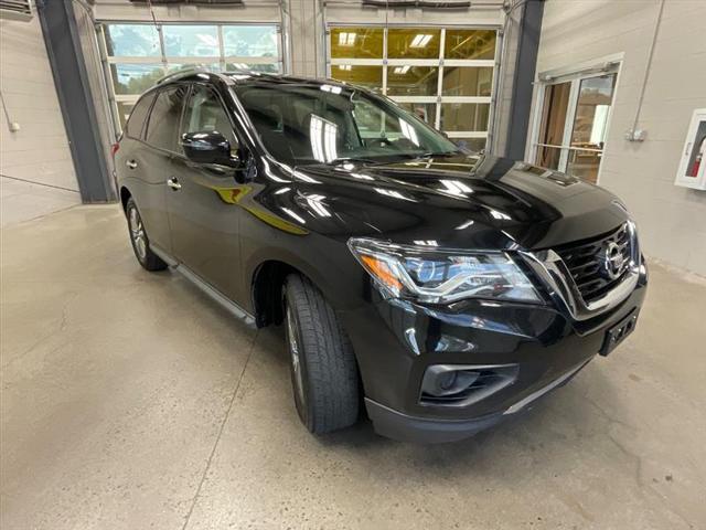 used 2020 Nissan Pathfinder car, priced at $14,995