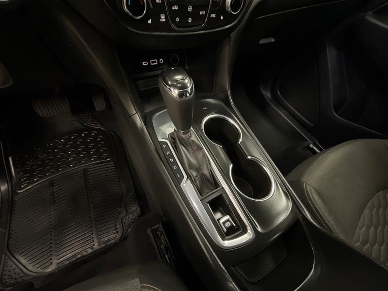 used 2021 Chevrolet Equinox car, priced at $10,850
