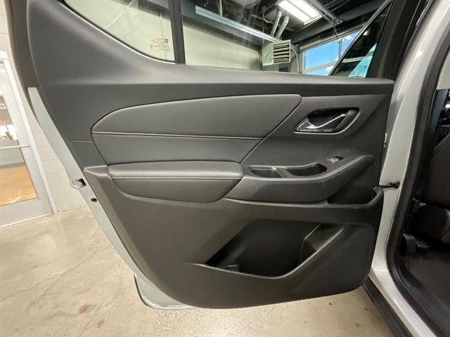 used 2020 Chevrolet Traverse car, priced at $17,450